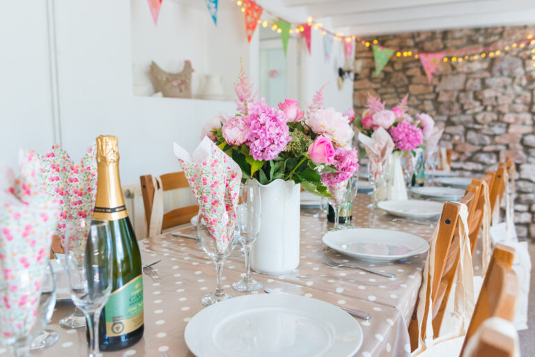 The White Cottage dining table