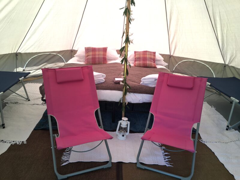 Pippin bell tent sleeps up to 4 with private hot tub